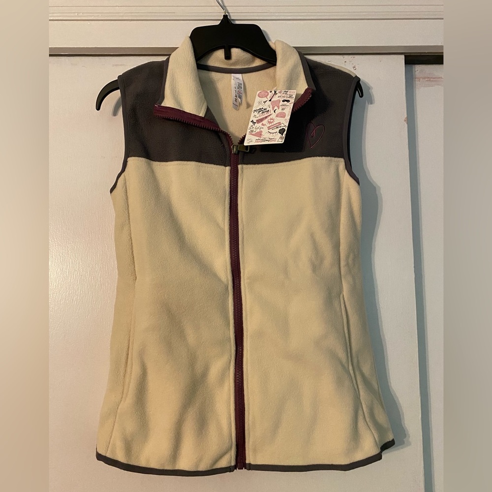 XS Latched Mama Bee Kind Vest